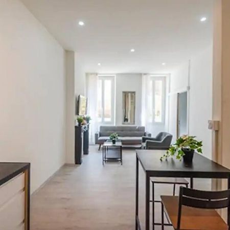 T2 Appartement Lumineux A La Joliette Marseille Eksteriør billede